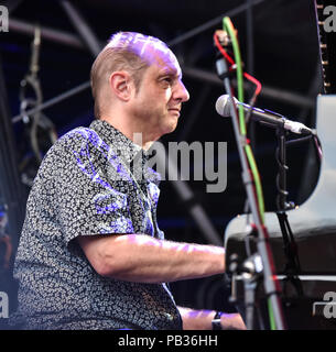 Germany, Ebern, Eyrichshhof Castle , 25 July 2018, SPIDER MURPHY GANG - UNPLUGGED - Open Air 2018 - Image: Lucky Seuss Ð Keys Credit: Ryan Evans/Alamy Live News Stock Photo