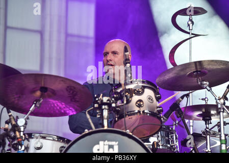 Germany, Ebern, Eyrichshhof Castle , 25 July 2018, SPIDER MURPHY GANG - UNPLUGGED - Open Air 2018 - Image: Paul Dax Ð Drums Credit: Ryan Evans/Alamy Live News Stock Photo