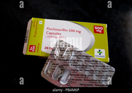 Flucloxacillin penicillin antibiotic capsules tablets
