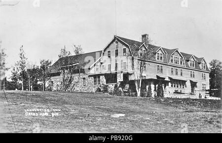 Laurentide Inn Carte Postale Stock Photo Alamy