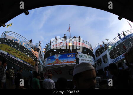 Sadarghat launch terminal, Dhaka, Bangladesh. Stock Photo