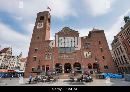 The old stock exchange building, Beurs of Berlage, nearby the Dam in Amsterdam Stock Photo