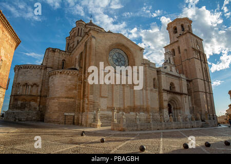 Toro,  Zamora, Spain August 2015:   Colegiata de Santa María la Mayor de Toro is a Romanesque church in the province of Zamora Stock Photo
