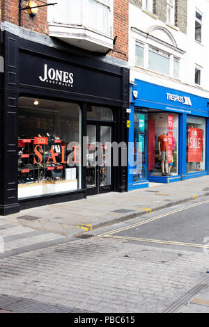 jones bootmaker stores
