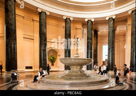 WASHINGTON, USA - SEP 24, 2015:  Hall of the National Gallery of Art, a national art museum in Washington, D.C., National Mall, between 3rd and 9th St Stock Photo