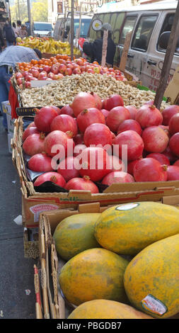 chinatown honolulu vegetables pomegranates papaya