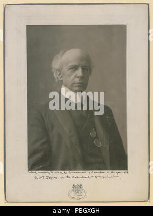 1644 The Honourable Sir Wilfrid Laurier Photo F (HS85-10-16876) Stock Photo