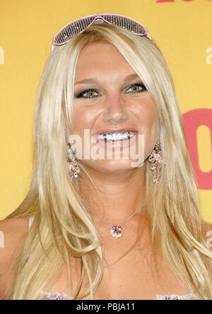 Brooke Hogan at the TEEN CHOICE Awards at the Universal Amphitheatre  in Los Angeles. August 20, 2006.  headshot smileHoganBrooke136 Red Carpet Event, Vertical, USA, Film Industry, Celebrities,  Photography, Bestof, Arts Culture and Entertainment, Topix Celebrities fashion /  Vertical, Best of, Event in Hollywood Life - California,  Red Carpet and backstage, USA, Film Industry, Celebrities,  movie celebrities, TV celebrities, Music celebrities, Photography, Bestof, Arts Culture and Entertainment,  Topix, headshot, vertical, one person,, from the year , 2006, inquiry tsuni@Gamma-USA.com Stock Photo