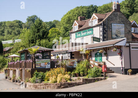 Ship Inn, Highley on the banks of the River Severn, Shropshire, England, UK Stock Photo