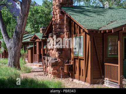 Utah Usa 3rd June 2018 A Young Couple Shares An Al Fresco