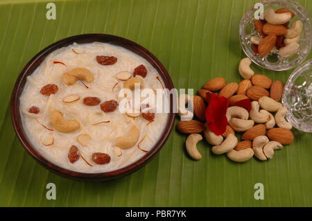 semiya paayasam,or vermicelli kheer,a popular indian dessert served during special occasions like wedding and festivals feasts,made of milk,sugar Stock Photo