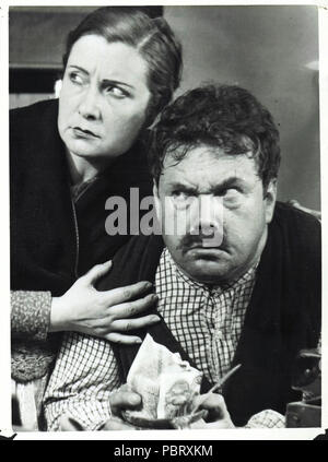 Actress Assumpció Casals and Juan de Landa in ‘Al margen de la ley‘ film (1935). Stock Photo