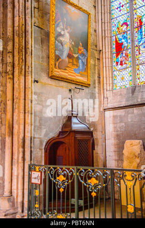 ROUEN, FRANCE - JUN 7, 2015:  Rouen Cathedral (Notre Dame de Rouen), a Roman Catholic Gothic cathedral in Rouen, France, a seat of the Archbishop of R Stock Photo