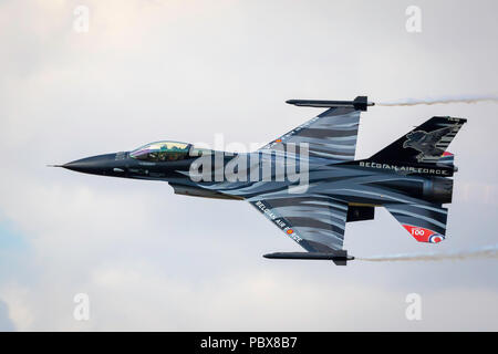 Fairford, Gloucestershire, UK - July 14th, 2018: Belgian Air Force Lockheed Martin General Dynamics F-16 Fighting Falcon completes its Aerobatic Displ Stock Photo