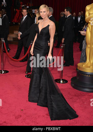 Charlize Theron 559 arriving at the 86th Oscars 2014 at the Dolby ...