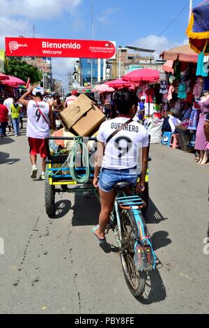 Border Peru - Ecuador . Department of Tumbes .PERU Stock Photo - Alamy