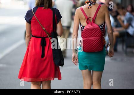 Tallinn, Estland. 31st July, 2018. Fashionistas walking on the street in Tallinn Estonia - July 31, 2018 - Credit: Runway Manhattan ***For Editorial Use Only*** | Verwendung weltweit/dpa/Alamy Live News Stock Photo