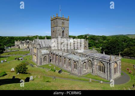 St Davids Cathedral in St Davids, Pembrokeshire, West Wales Stock Photo