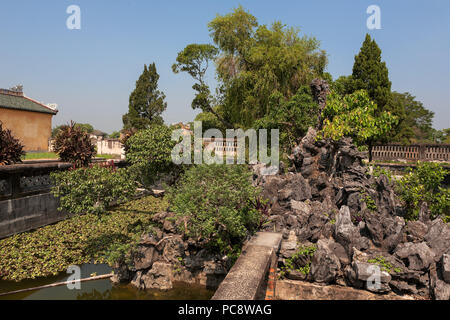 Gardens surrounding Thái Bình Lâu (Emporer's Reading Room), Forbidden Purple City, Hue, Viet Nam Stock Photo