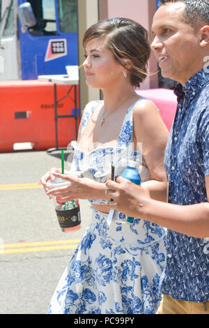 Selena Gomez arrives for the 'Hotel Transylvania 3' premiere drinking a Starbucks iced tea  Featuring: Selena Gomez Where: Los Angeles, California, United States When: 30 Jun 2018 Credit: WENN.com Stock Photo