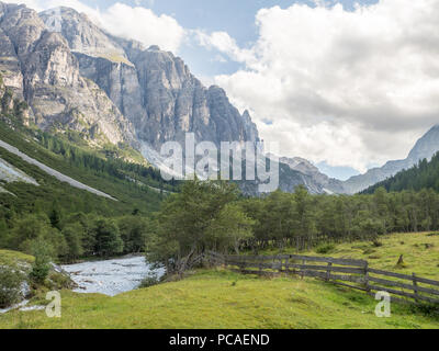 Mountain scene in the Alps of the Pinnis Valley, Stubai, Tyrol, Austria, Europe Stock Photo