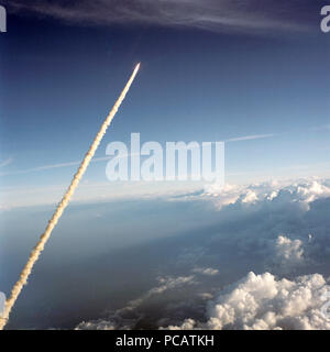 The Space Shuttle Challenger lifted off from Kennedy Space Center's Launch Pad 39A on mission STS 41-B on February 3, 1984. Stock Photo