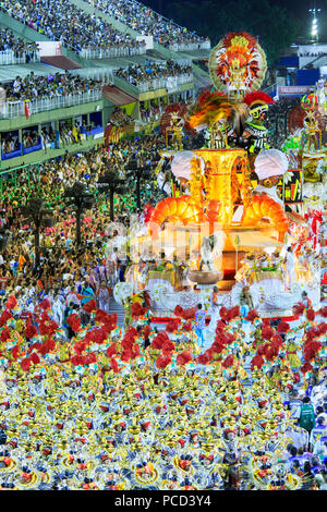 Dancers at the main Rio de Janeiro Carnival parade in the Sambadrome (Sambodromo) arena, Rio de Janeiro, Brazil, South America Stock Photo