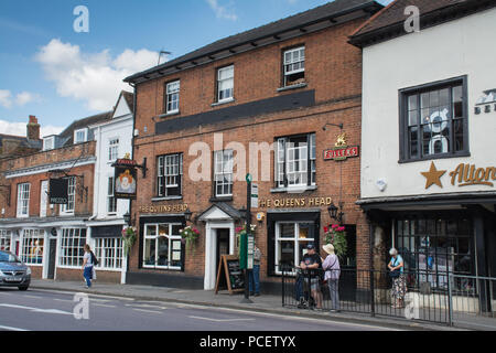 The historic Castle Street in Farnham in Surrey Stock Photo - Alamy