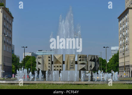 Brunnen, Strausberger Platz, Friedrichshain, Berlin, Deutschland Stock Photo