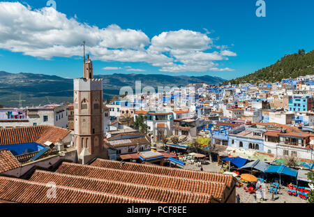 Mosque with minaret at the city center, Kasbah, view over Chefchaouen, Chaouen, Tangier-Tétouan, Morocco, Africa Stock Photo