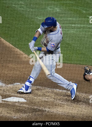 Washington, District of Columbia, USA. 31st July, 2018. New York Mets second baseman Jeff McNeil (68) hits his first career home run in the seventh inning against the Washington Nationals at Nationals Park in Washington, DC on Tuesday, July 31, 2018.Credit: Ron Sachs/CNP. Credit: Ron Sachs/CNP/ZUMA Wire/Alamy Live News Stock Photo