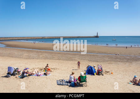 Roker Beach and Pier, Roker, Sunderland, Tyne and Wear, England, United Kingdom Stock Photo