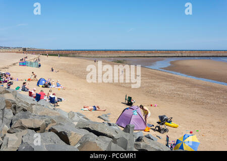 Roker Beach and Pier, Roker, Sunderland, Tyne and Wear, England, United Kingdom Stock Photo