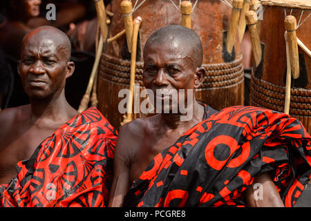 KUMASI, GHANA - JAN 16, 2017: Unidentified Kumasi musician at the memorial ceremony dedicated to the Queen mother of the Asante kingdom Stock Photo