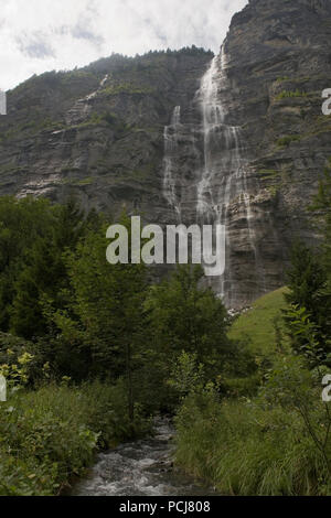 Mürrenbach Falls (also Mürrenbachfall or Mürrelbachfälle) near Stechelberg in the upper Lauterbrunnen valley, Bernese Oberland, Switzerland Stock Photo