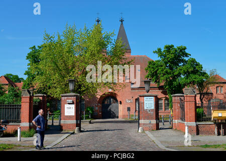 Tor 1, Justizvollzugsanstalt, Seidelstrasse, Tegel, Reinickendorf, Berlin, Deutschland Stock Photo