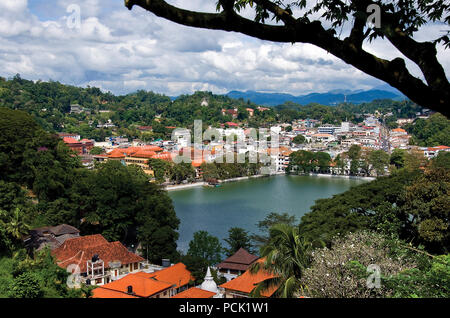 Kandy Lake and Temple of the Tooth, Sri Lanka Stock Photo