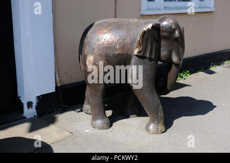 OrnamentaL Elephants, Wendover, Buckinghamshire Stock Photo