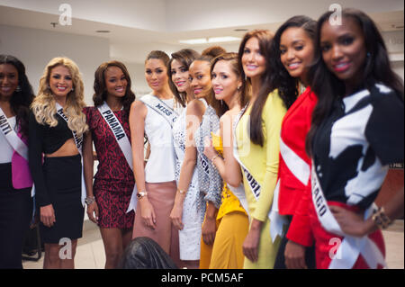 COCONUT CREEK, FL - JANUARY 12: Miss Universe Contestant Miss Reigning Universe- Center Gabriela Isler attends Food For The Poor event on January 12, 2014 in Coconut Creek, Florida.  People:  Miss Reigning Universe- Center Gabriela Isler Stock Photo