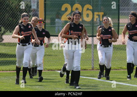 London, Ontario, Canada. Aug 3rd 2018, All 3500 Athletes and 800 volunteers  were prepared to battle the 35 degree humidex on Day 1 of the 2018 Ontario summer games. Girls U16 Softball played at Stronach community centre, Brampton beats Guelph, Luke Durda/Alamy Live news Stock Photo