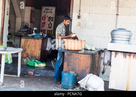 PONDICHERY, PUCUCHERRY, TAMIL NADU, INDIA - SEPTEMBER CIRCA, 2017. Local street food shop restaurant on the road at Pondichery, India. Cheap and very  Stock Photo