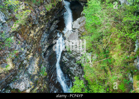 corrishalloch gorge and falls of measach views in a cloudy morning Stock Photo