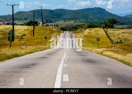 flickering highway between Santa Clara and Trinidad valley of Ingenios, Valle de los Ingenios, Valle Ingenios, Cuba, Central America Stock Photo