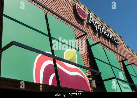 Applebee's Restaurant Exterior in Great Falls, Montana, USA Stock Photo