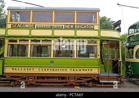 Wirral public Tram, Green Cream, Merseyside, North West England, UK Stock Photo