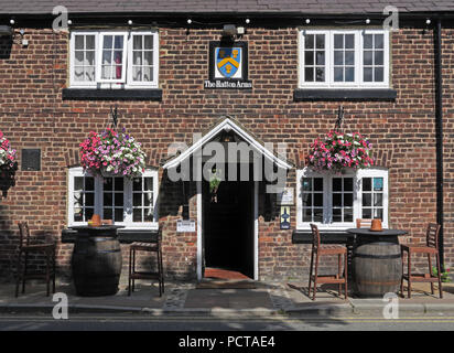 The Hatton Arms grade II listed pub bar, Hatton Village, Near Warrington, Cheshire, North West England, UK