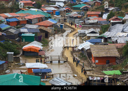 Dhaka, Bangladesh. 3rd Aug, 2018. COX'S BAZAR, BANGLADESH - AUGUST 04 : Rohingya people seen inside refugee camp in Cox's Bazar, Bangladesh on August 04, 2018. Credit: Zakir Hossain Chowdhury/ZUMA Wire/Alamy Live News Stock Photo