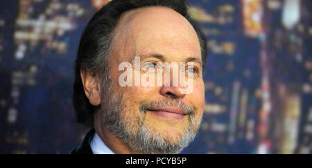 NEW YORK, NY - FEBRUARY 15: Jim Carrey attends SNL 40th Anniversary Celebration at Rockefeller Plaza on February 15, 2015 in New York City.   People:  Billy Crystal Stock Photo