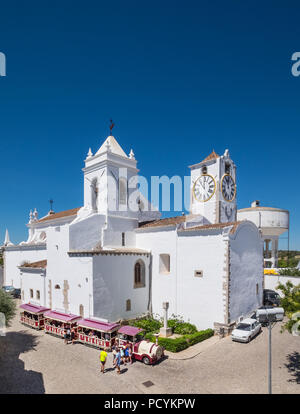 Church of Santa Maria do Castelo ( St Mary's Church) in the historic town of Tavira in the Algarve, Portugal Stock Photo