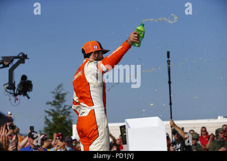 Watkins Glen, New York, USA. 5th Aug, 2018. Chase Elliott (9) wins the Go Bowling at The Glen at Watkins Glen International in Watkins Glen, New York. Credit: Justin R. Noe Asp Inc/ASP/ZUMA Wire/Alamy Live News Stock Photo